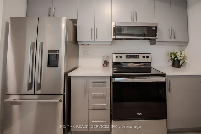 Additional image 7 of 185 Veterans Dr Unit 3