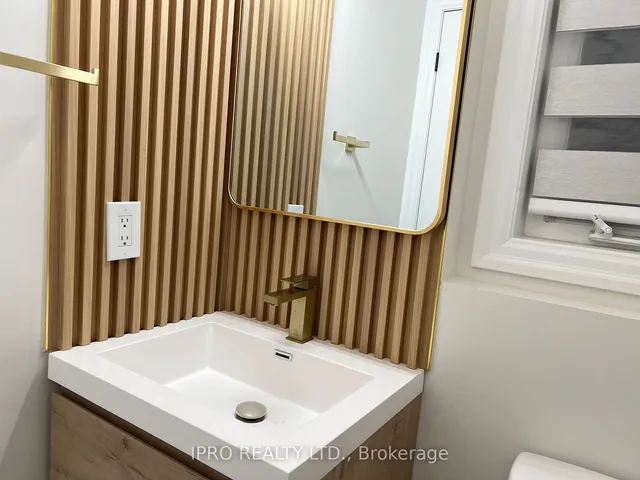 Additional image 13 of 102 Kendall Dr