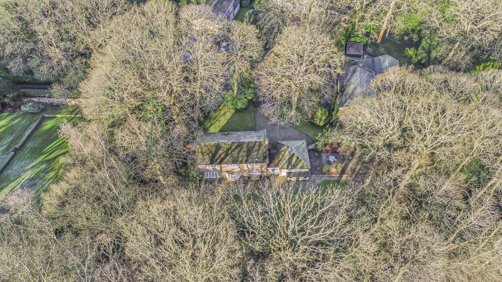 Additional image 23 of Badgers Walk, Tewin, AL6