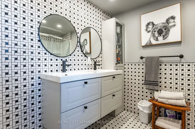 Additional image 29 of 735 Beach Blvd