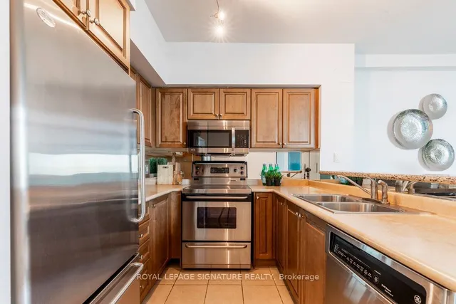 Additional image 16 of 5 Marine Parade Dr Unit 630