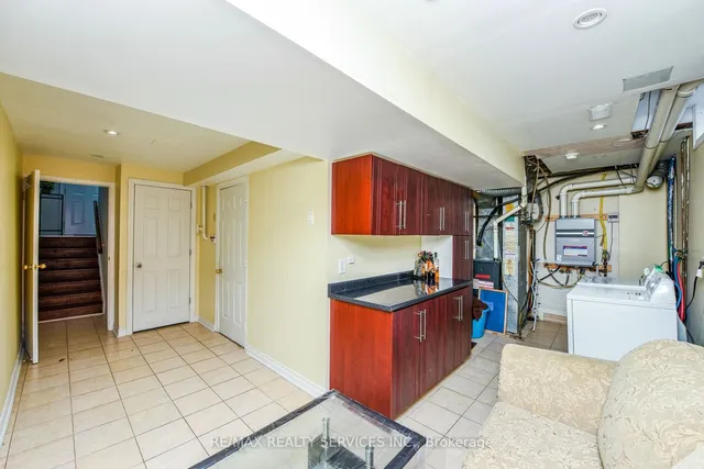 Additional image 33 of 70 Morley Cres Unit 70