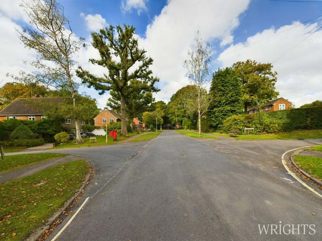 Additional image 40 of Woodland Rise, Welwyn Garden City, AL8