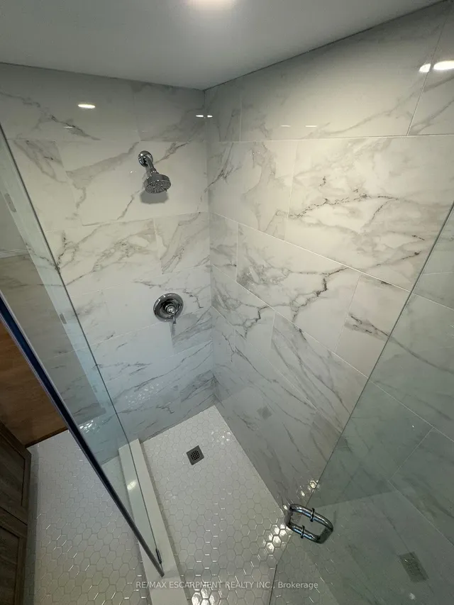 Additional image 6 of 1759 King St Unit 15