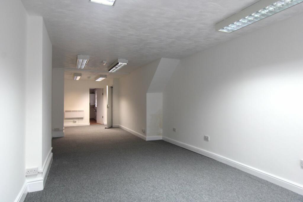 Additional image 19 of Blackburn Road, Darwen, BB3