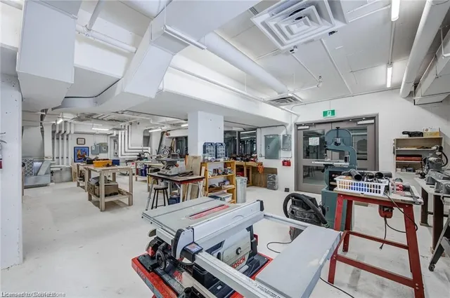 Additional image 29 of 3290 New St Unit 204