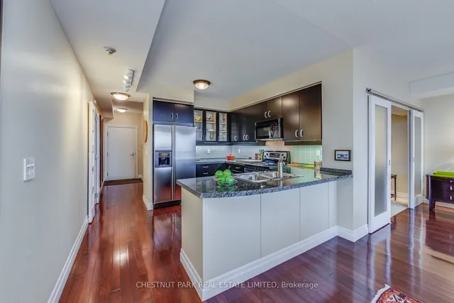 Additional image 11 of 168 King St Unit PH1605