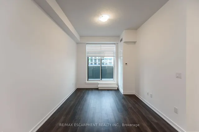 Additional image 10 of 450 Dundas St Unit 518