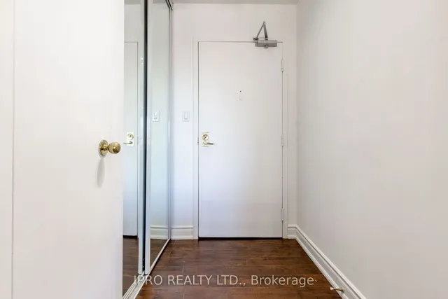 Additional image 4 of 270 Queens Quay Unit 505