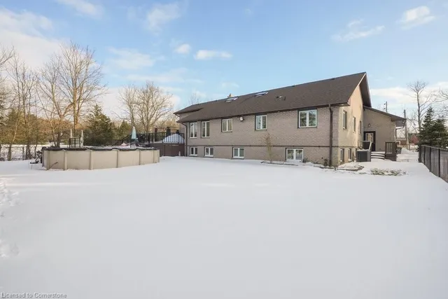 Additional image 46 of 2658 Guyatt Rd