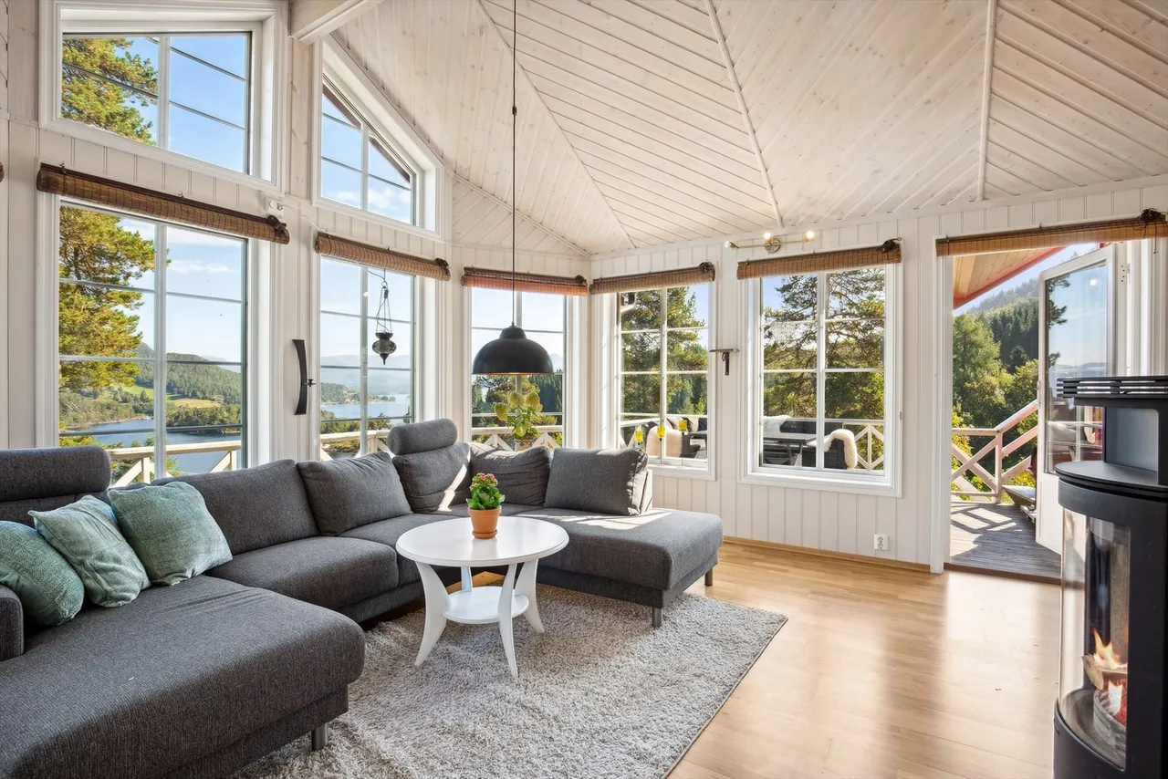 Additional image 2 of Smøraugvegen 3, 6680 Halsanaustan