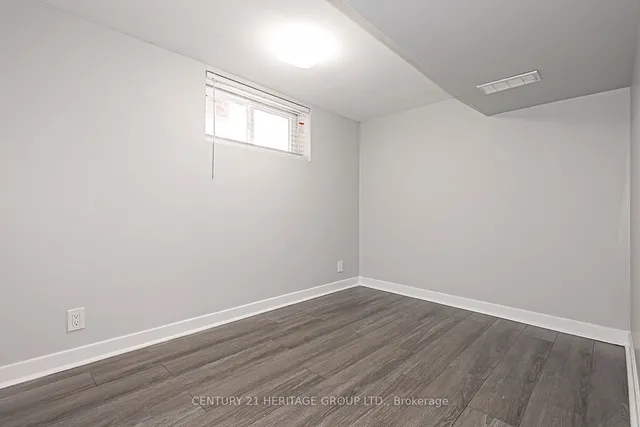 Additional image 20 of 97 Eileen Ave