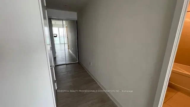 Additional image 15 of 15 Queens Quay Unit 2009