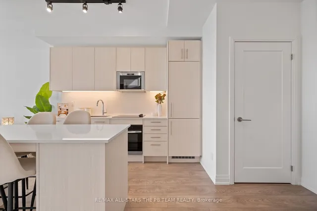 Additional image 11 of 286 Main St Unit 714