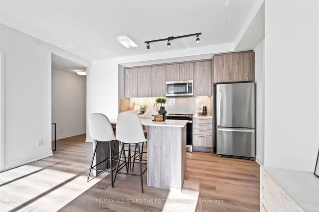 Additional image 14 of 286 Main St Unit 411