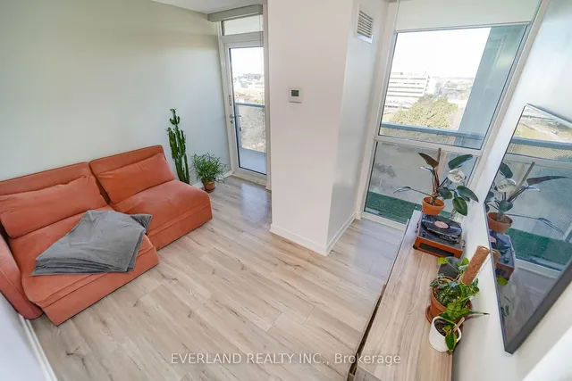 Additional image 28 of 160 Flemington Rd Unit 1005