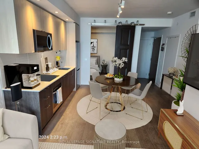 Additional image 3 of 1926 Lake Shore Blvd Unit 4015