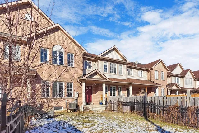 Additional image 38 of 1246 Mowat Lane