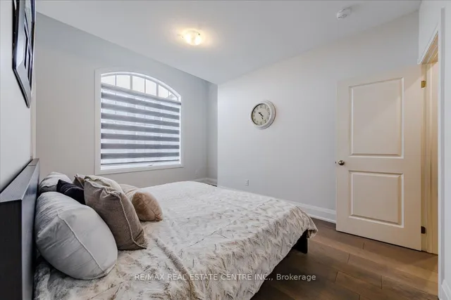 Additional image 33 of 18 Elverton Cres