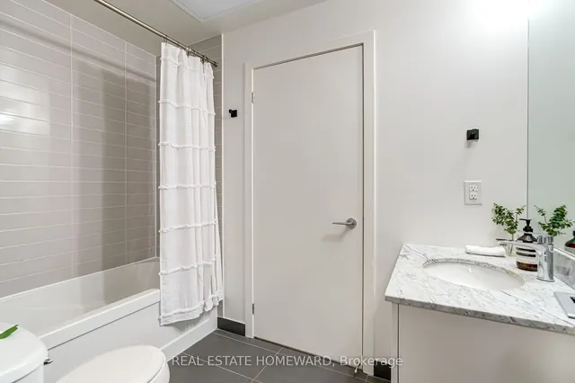 Additional image 15 of 51 East Liberty St Unit 1207