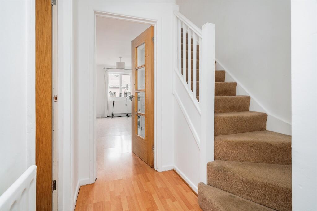 Additional image 2 of Colney Heath Lane, ST. ALBANS