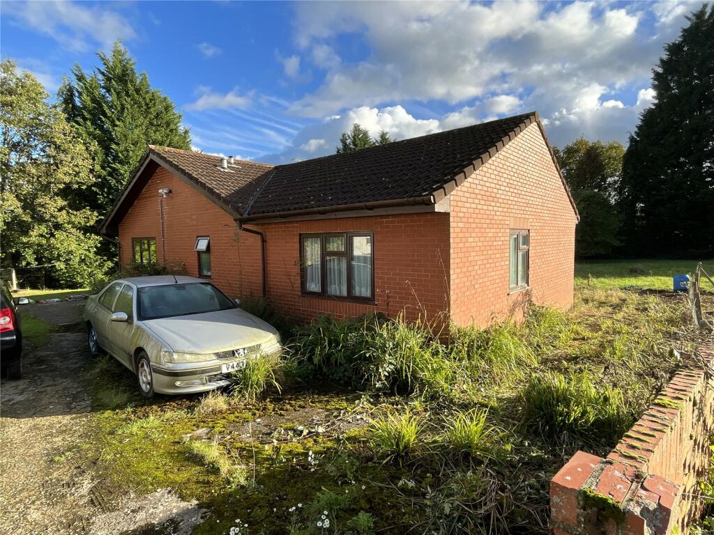 Additional image 4 of Woodfield Lane, Hatfield, AL9