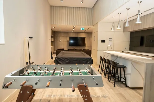 Additional image 32 of 223 St. Clair Ave Unit 0207