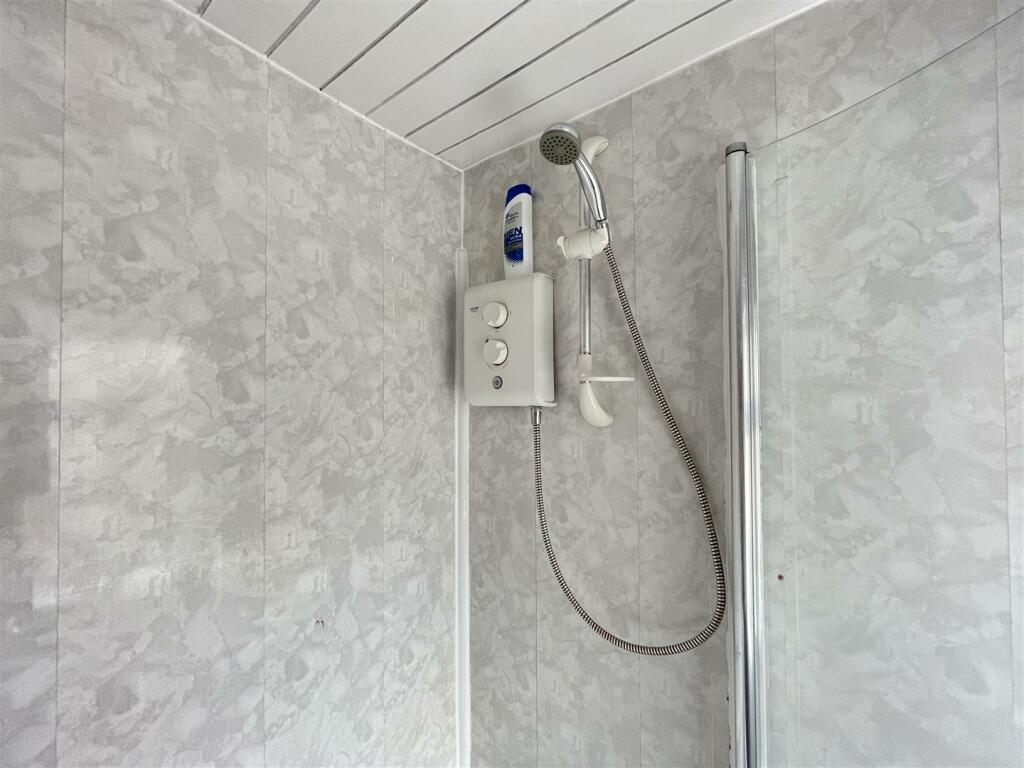 Additional image 18 of Next to University