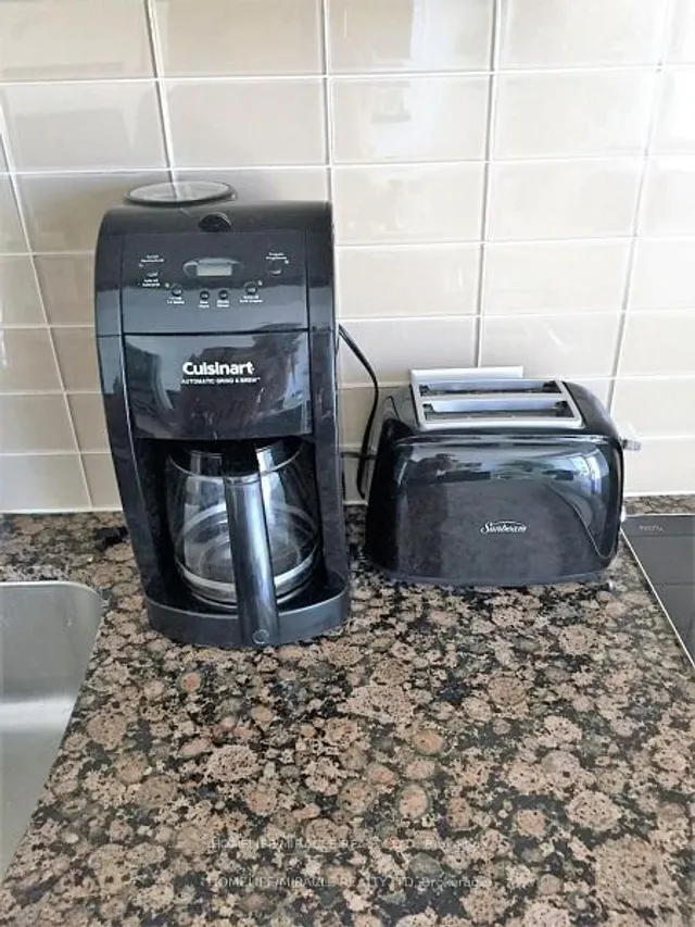 Additional image 26 of 12 York St Unit 3605