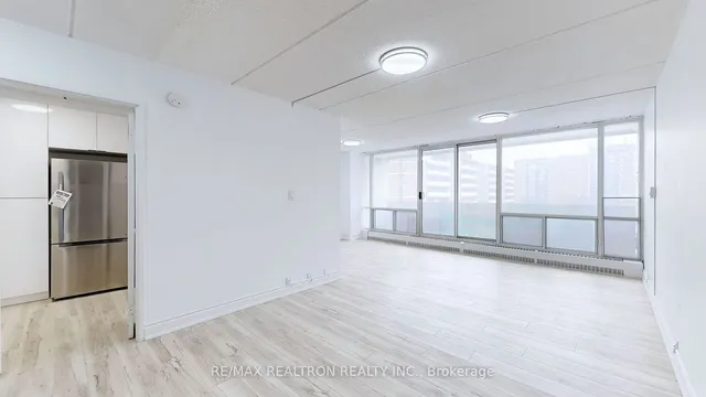 Additional image 10 of 2 Glamorgan Ave Unit 605