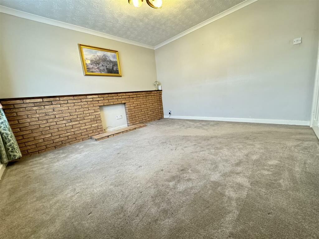 Additional image 3 of Kinross Crescent, Great Barr, Birmingham