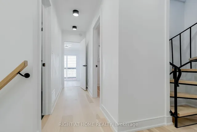 Additional image 9 of 714 Palmerston Ave