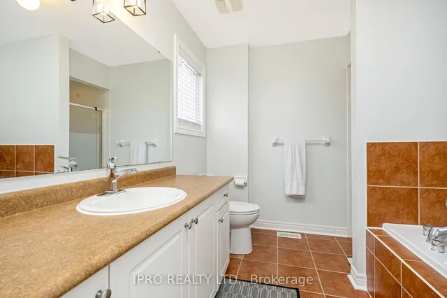 Additional image 21 of 39 Silver Egret Rd