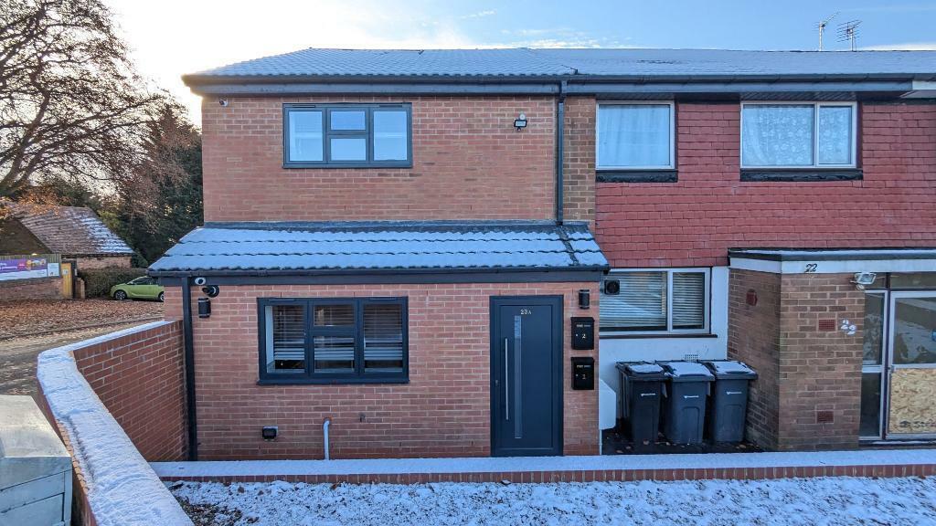 Stonehouse Lane, Quinton, Birmingham, B32 3EA