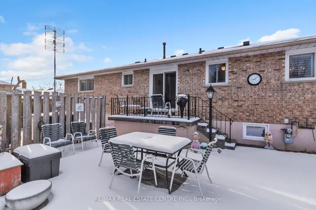 Additional image 36 of 19 Meadowland Gate