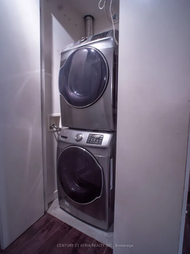 Additional image 8 of 19 Brant St Unit 306