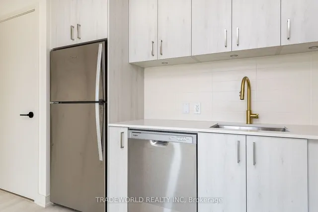 Additional image 6 of 8010 Derry Rd Unit 403