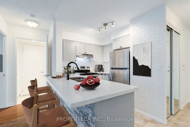 Additional image 12 of 219 Fort York Blvd Unit 1204