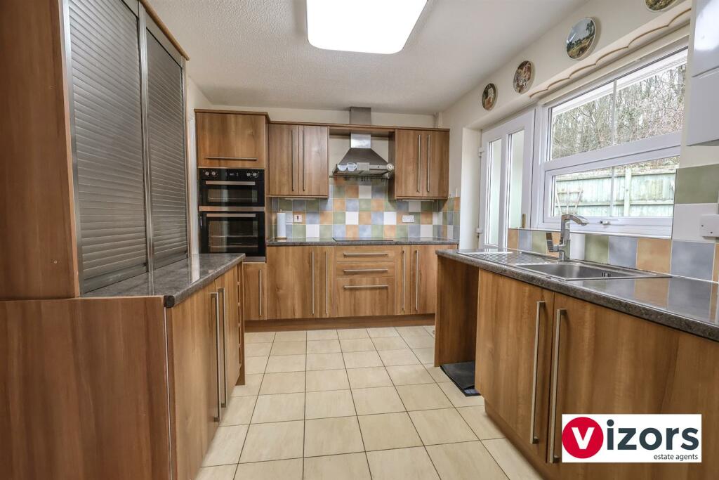 Additional image 5 of Fernwood Close, Wirehill, Redditch