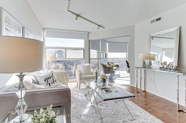 Additional image 9 of 705 King St Unit 913