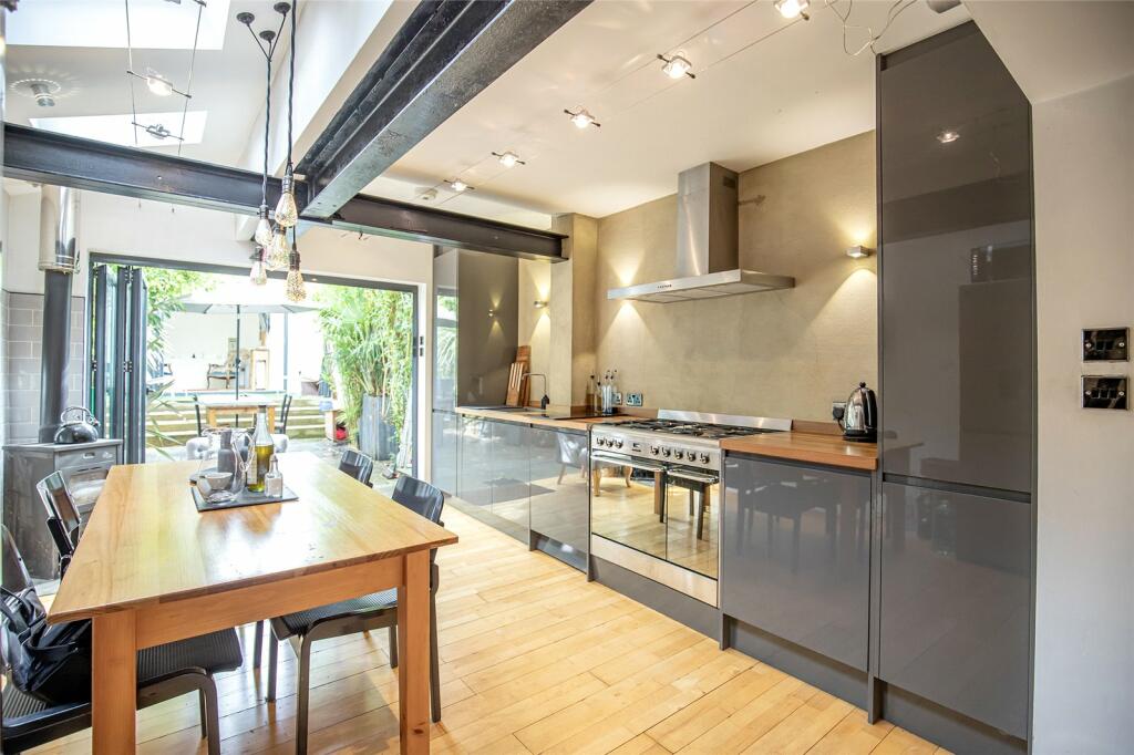 Additional image 18 of Albion Road, St. Albans, Hertfordshire, AL1