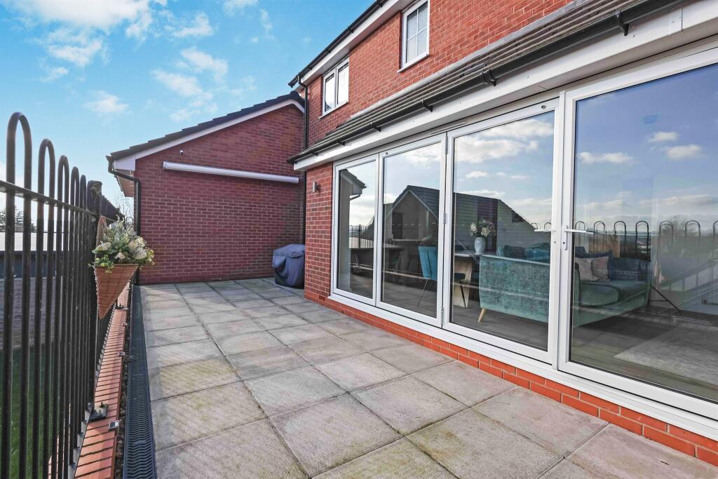 Additional image 16 of Farmhouse Close, Cradley Heath