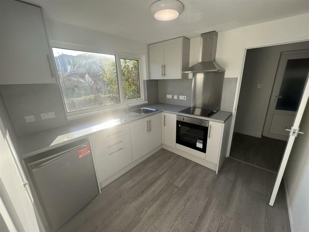 Additional image 3 of High Dells, Hatfield