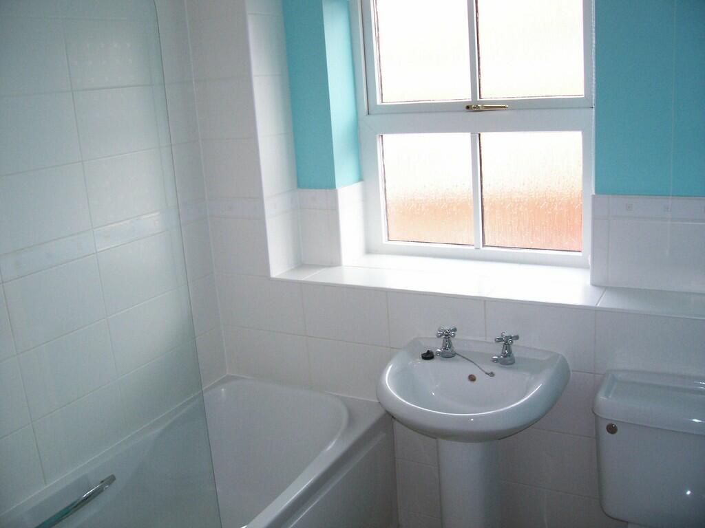 Additional image 5 of Fox Close, Four Oaks