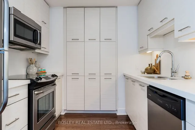 Additional image 17 of 26 Norton Ave Unit 1401