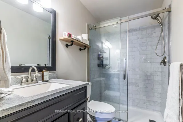 Additional image 23 of 26 Moss Blvd Unit 77