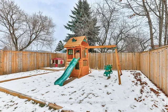 Additional image 34 of 36 Warwick Rd