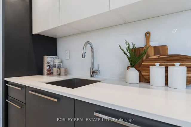 Additional image 15 of 15 Grenville St Unit 1206