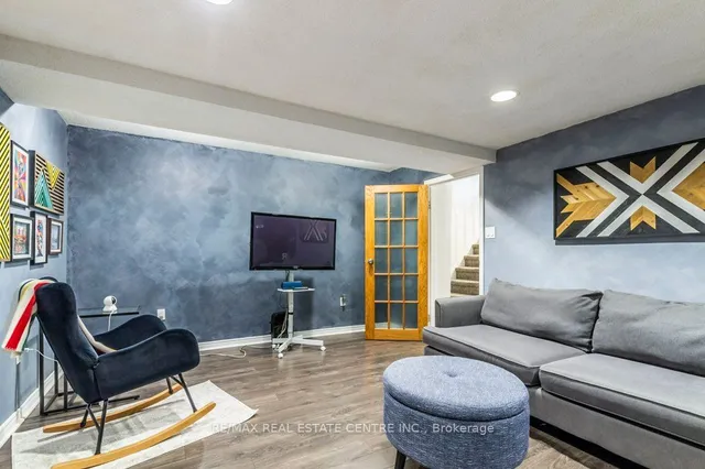 Additional image 29 of 26 Moss Blvd Unit 77