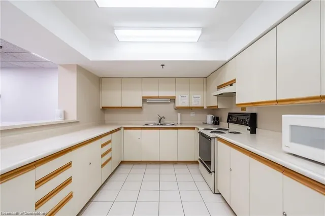 Additional image 47 of 495 Highway 8 Unit 404